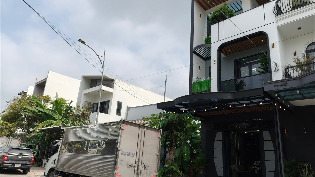 Cần Thơ bán nhà 1 trệt 2 lầu tặng nội thất kdc Hồng Loan bến xe cần Thơ cầu Trần Hoàng na giá 6 tỷ 1