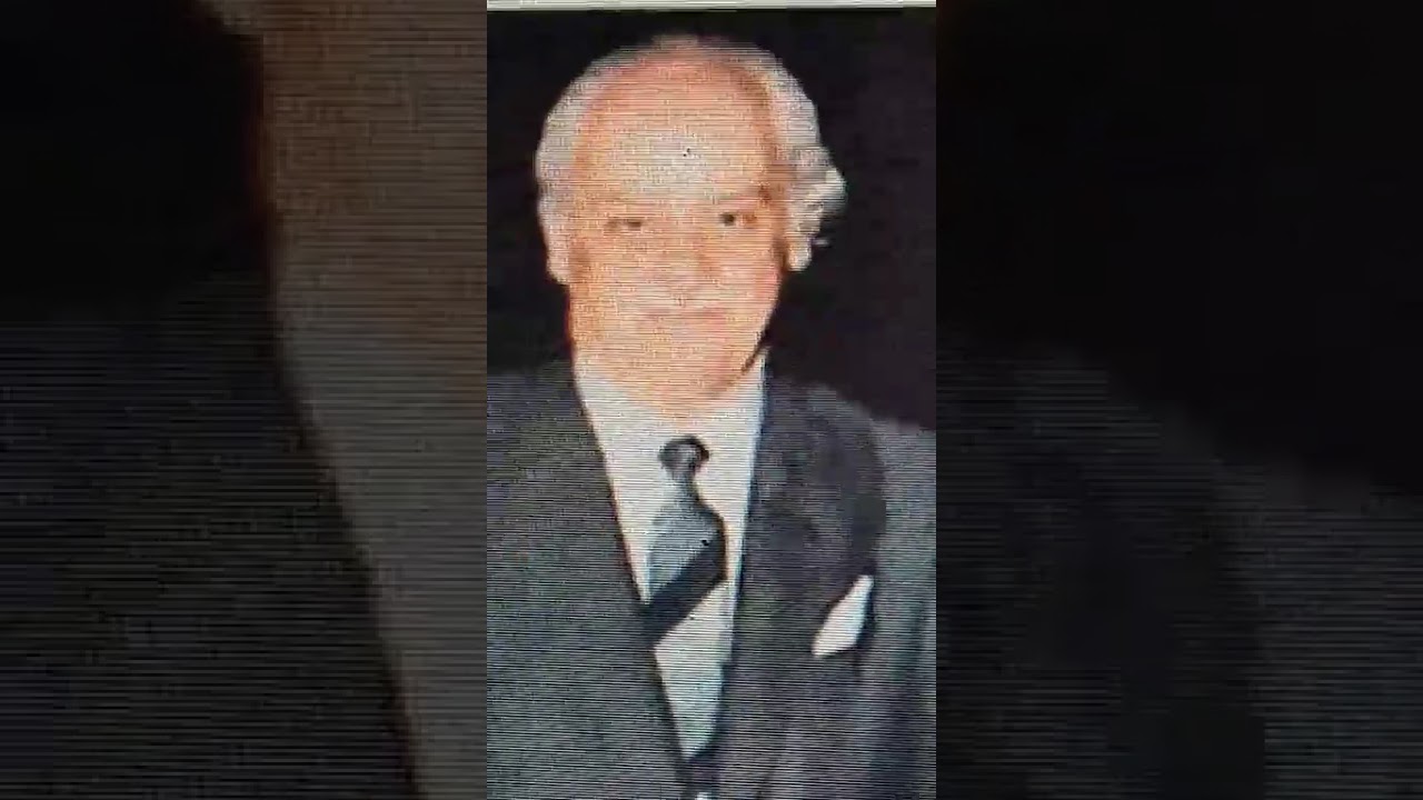 Ψάλλει ο γλυκύς Γεώργιος Σύρκας. 