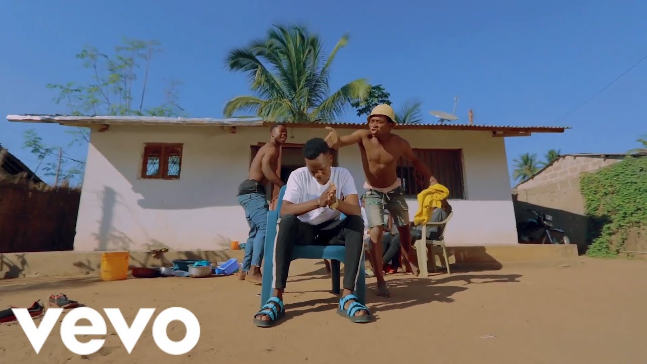 Mingolas Etampa Akithelale Nloko Official Vídeo