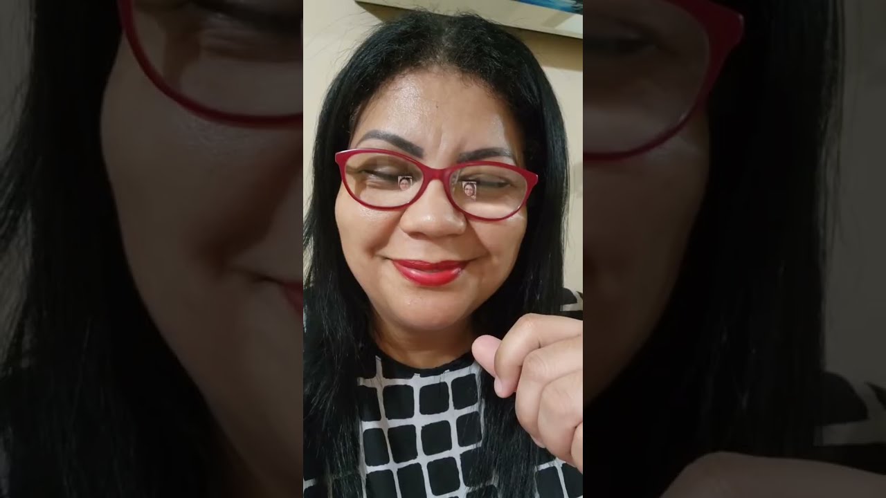 Past. Mônica de Jesus está ao vivo!