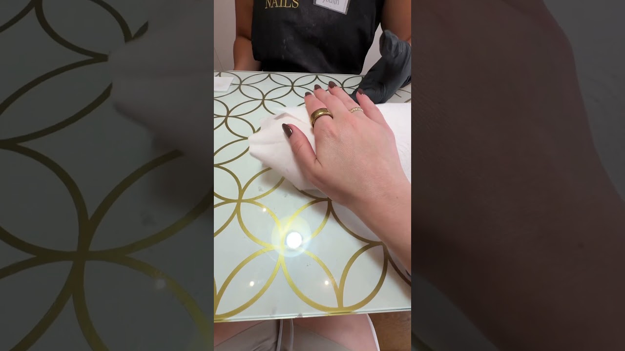 Nail day vlog in Spain 🇪🇸 #lifeinspain