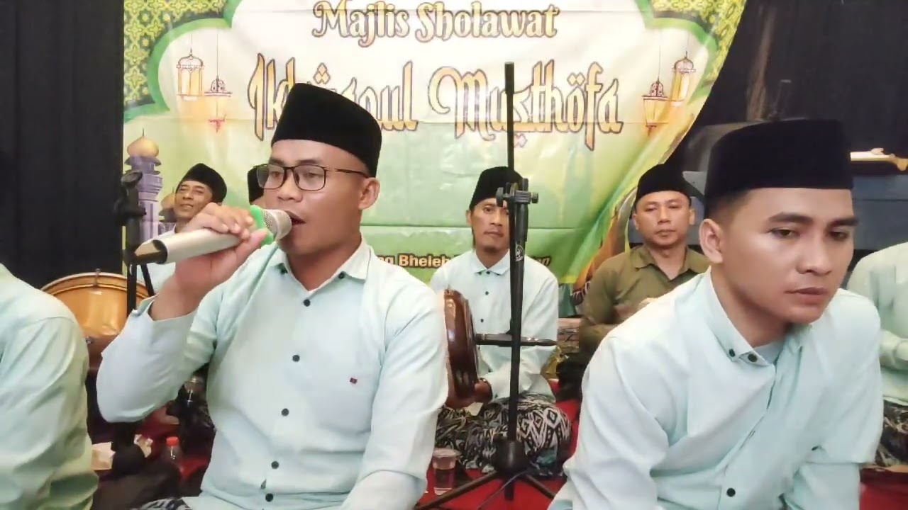 Salamun Qodimun ( Yaqin asmara ) Ikhwanul Musthofa