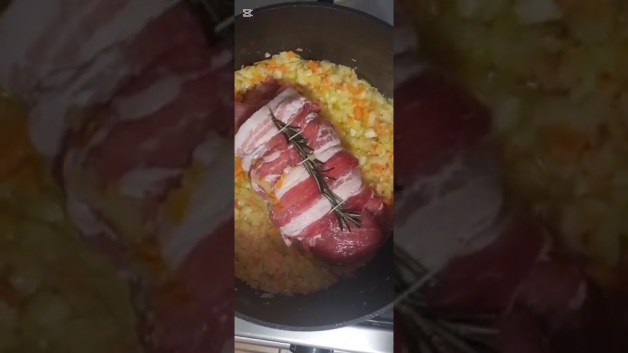 rotolo di carne di maiale con panceta fumicata