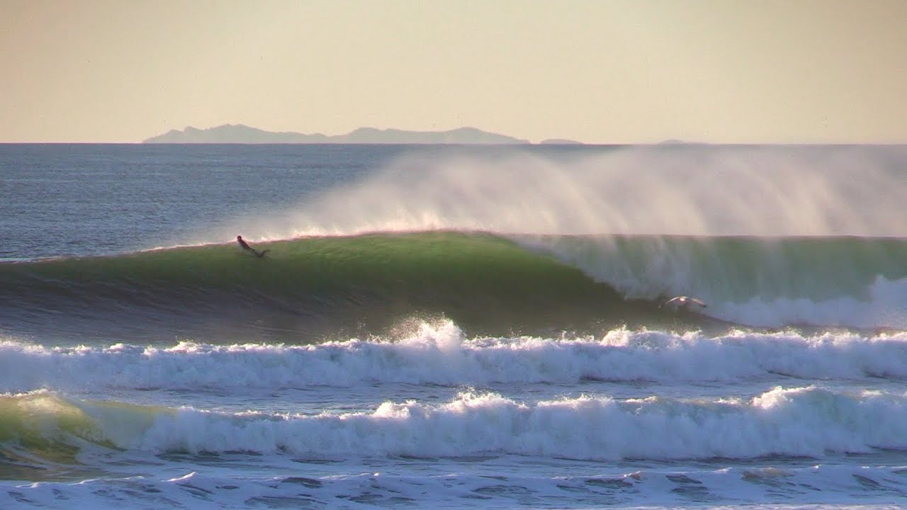 Surfing Sunset Beachbreak BARRELS | California