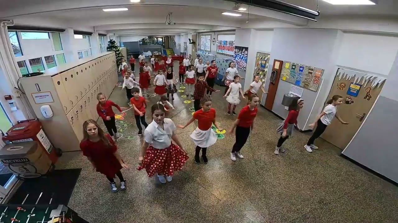 Tančí celá škola 2024.