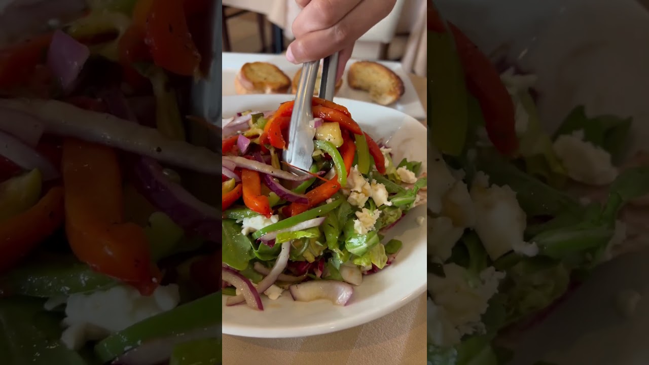 Italian Salad #quickrecipe #vegetarian #salad #saladrecipe #summersalad #summervibes #salads #lunch