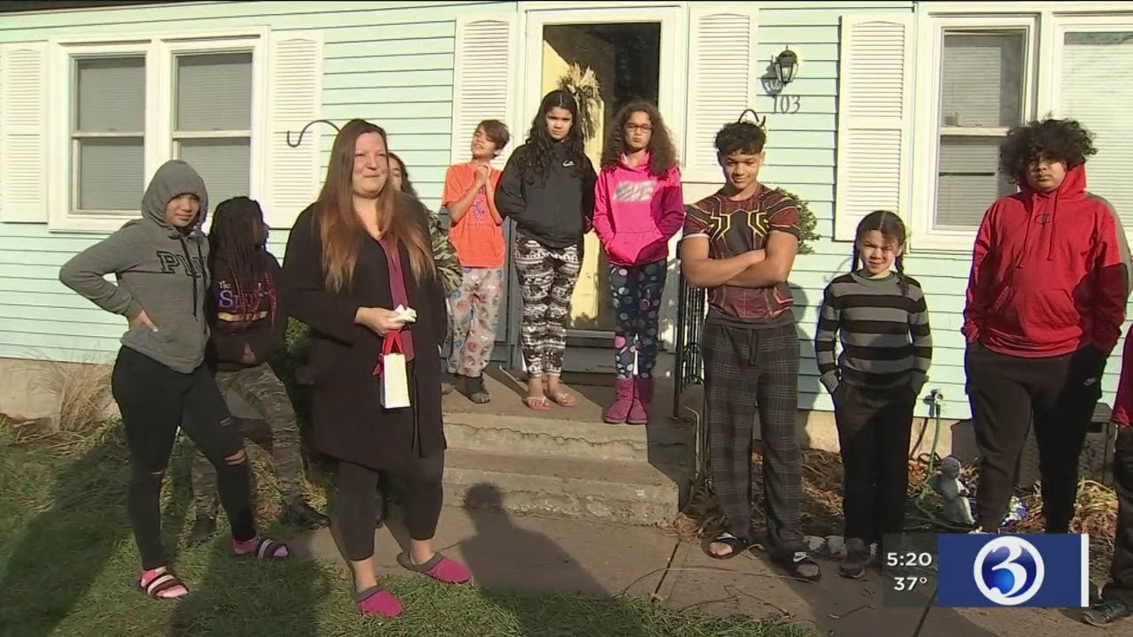Liberty Bank Surprise Squad: Helping a mother a 9 who been challenged during the pandemic
