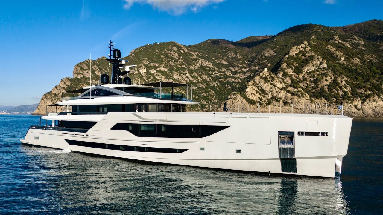 €62.5 Million Explorer Superyacht Tour : Tankoa T580 58 Metre