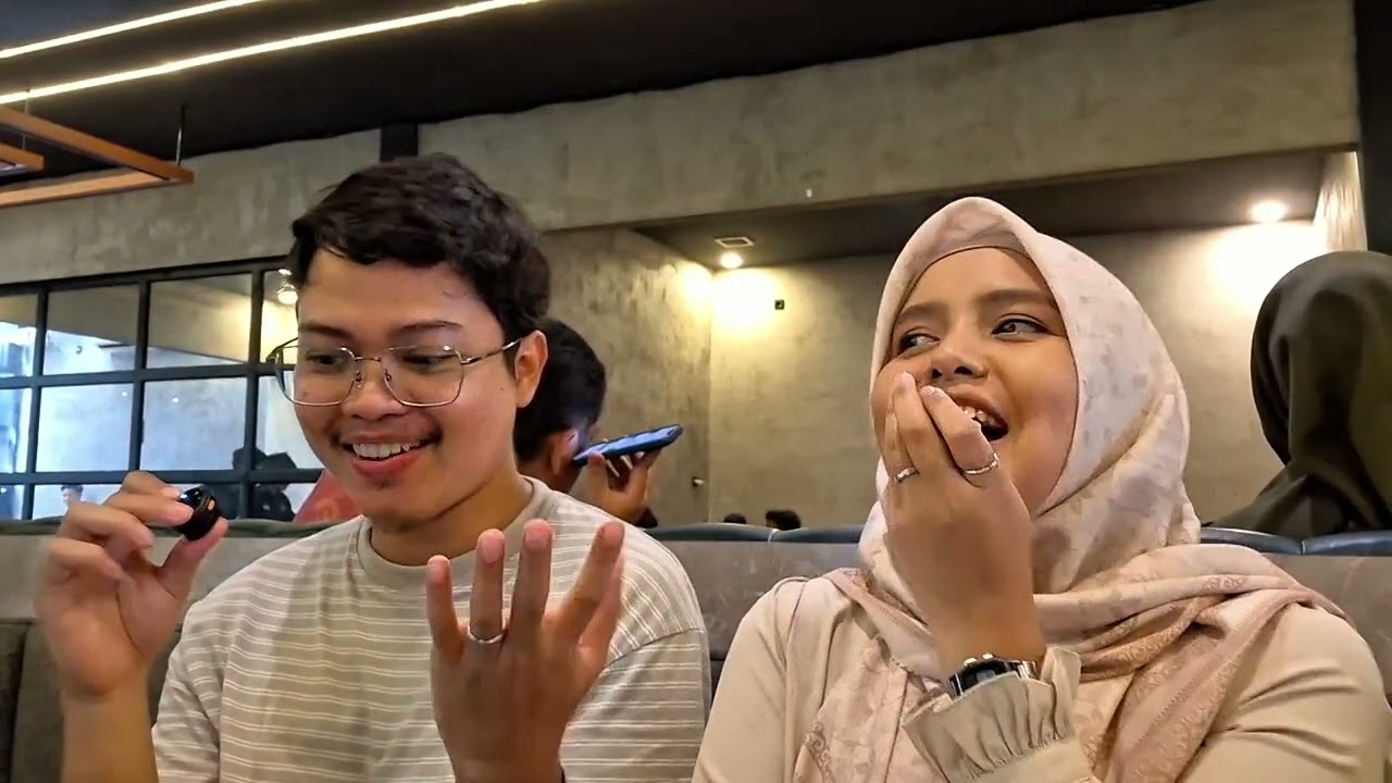Ngobrolin kriteria cowo dan  cewe masing2🤣 ada red flag  ternyata tp masih lanjot bersama gmn tuh