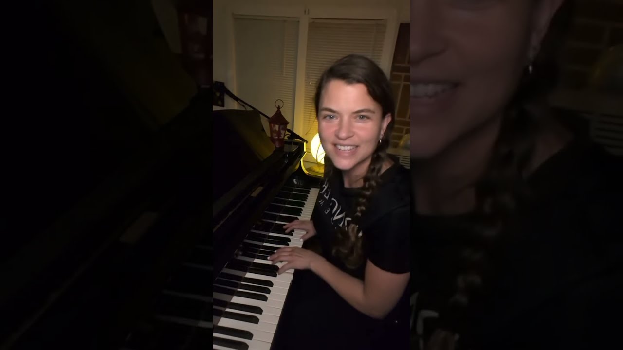 Brittany Alayne is live! Playing with Rachmaninoff patterns ❤️