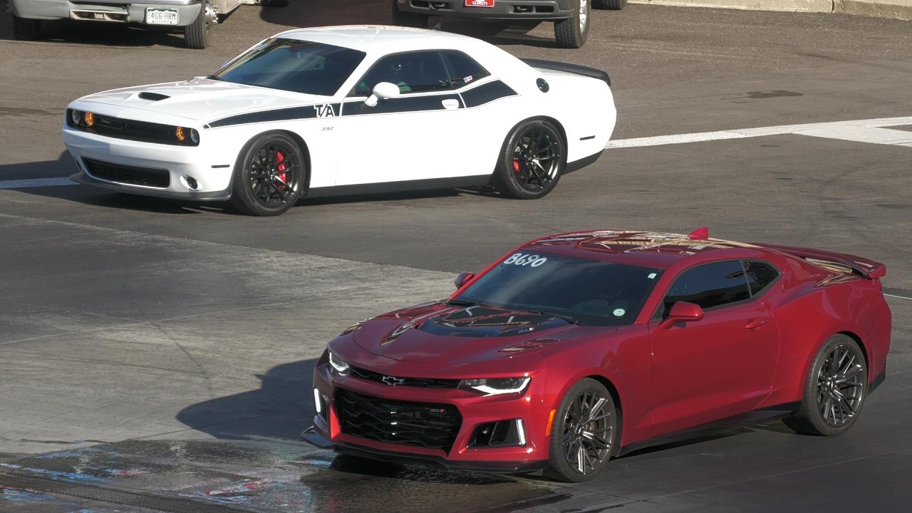 Dodge Challenger vs ZL1 Camaro