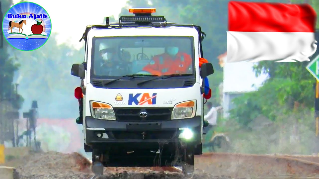Mobil Jalan di Rel Kereta Api | Sekilas Info | Buku Ajaib