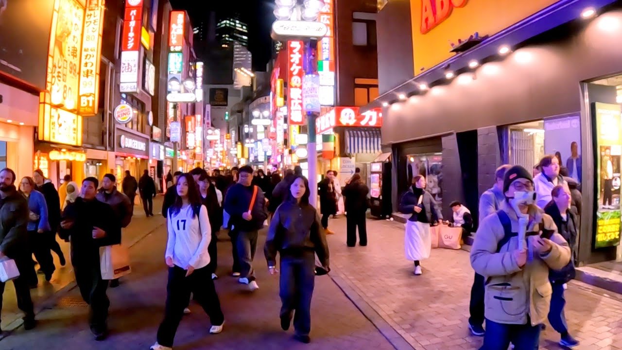 Walking tour from Harajuku to Shibuya. Tokyo, Japan. 