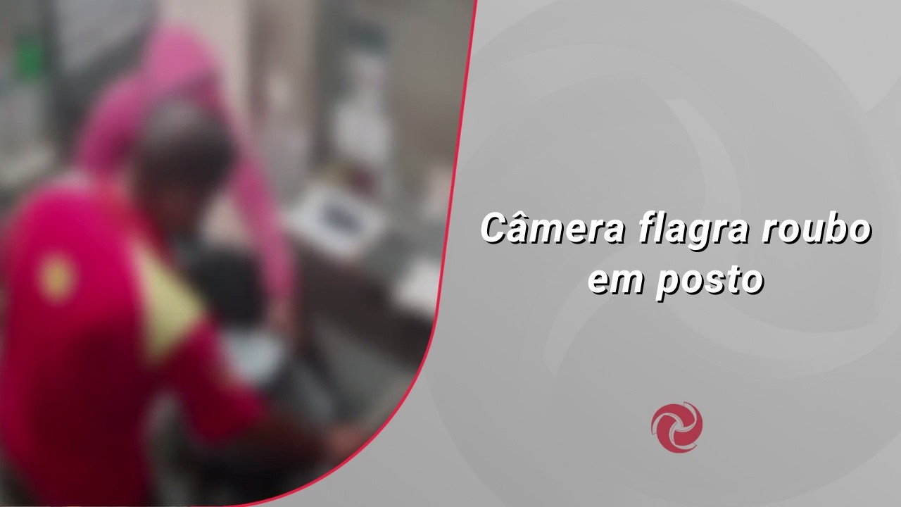 Câmera flagra roubo em posto