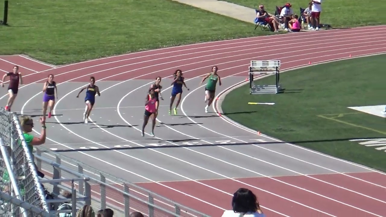 Viv 200m Districts @Staley 5/17/25 25.48 School Record