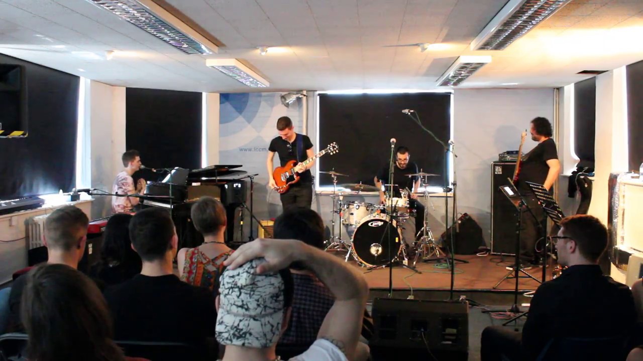 Alex Dennis - Root Beer Rag (Billy Joel cover)