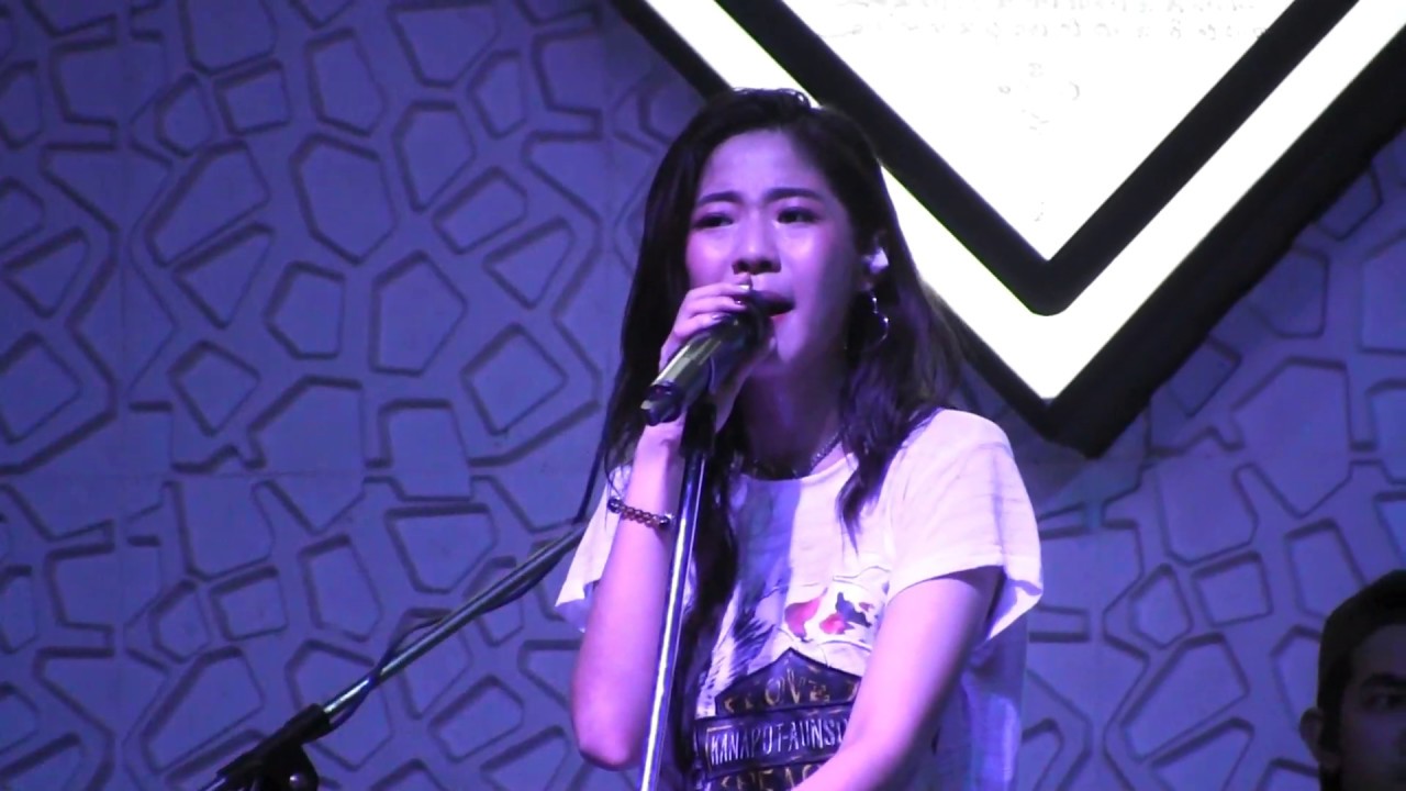 ต้องโทษดาว  - น้ำ กัญญ์กุลณัช  #12BARโชว์ระบบ #Leenam