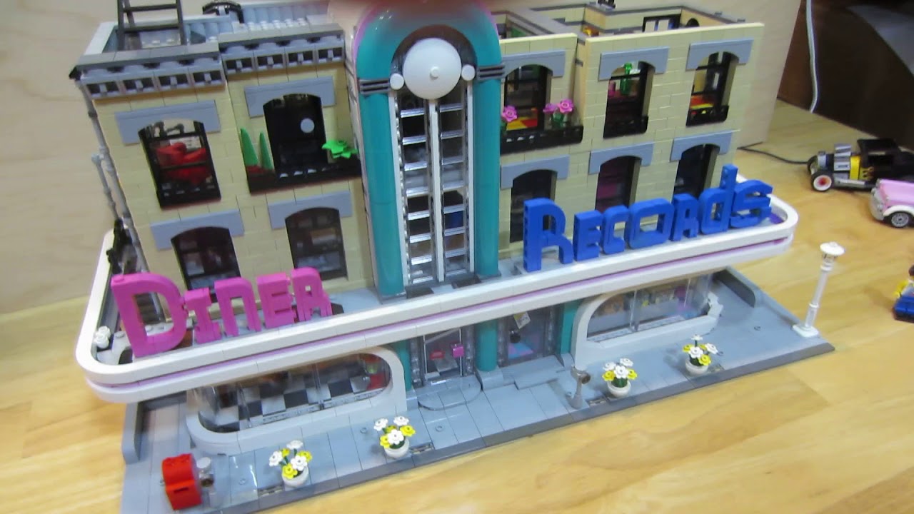 Diner LEGO set 10260 Review Added Record store
