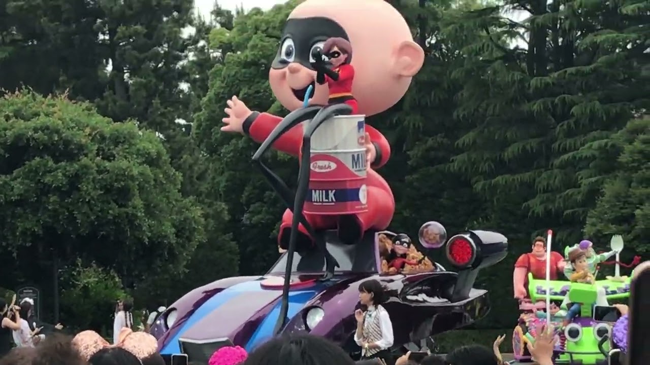 ディズニー・ハーモニー・イン・カラー【2023.06.06】〜空飛ぶダンボ横から撮影