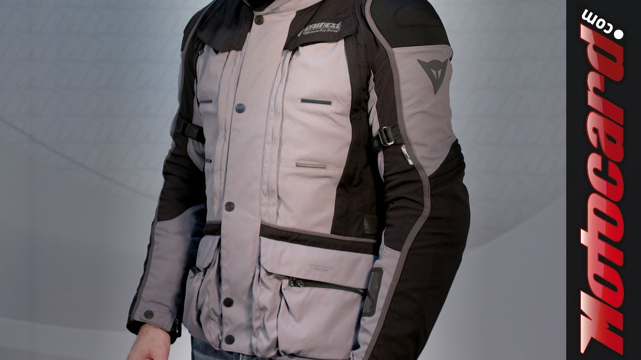 Dainese D-Explorer: análisis de la chaqueta en Motocard.com
