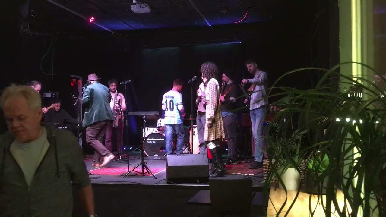 Studenterhuset Open Jam - Feb. 5.  2026 - Eren Temur & friends sings 