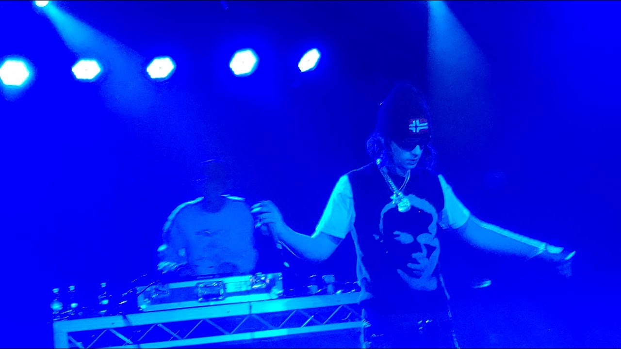 Bladee - Western Union + Vanilla Sky, Live