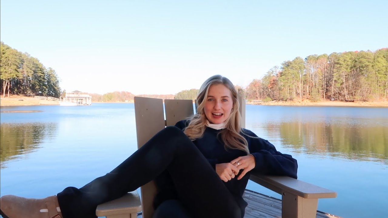 all I want for christmas is a job — VLOGMAS DAY 11