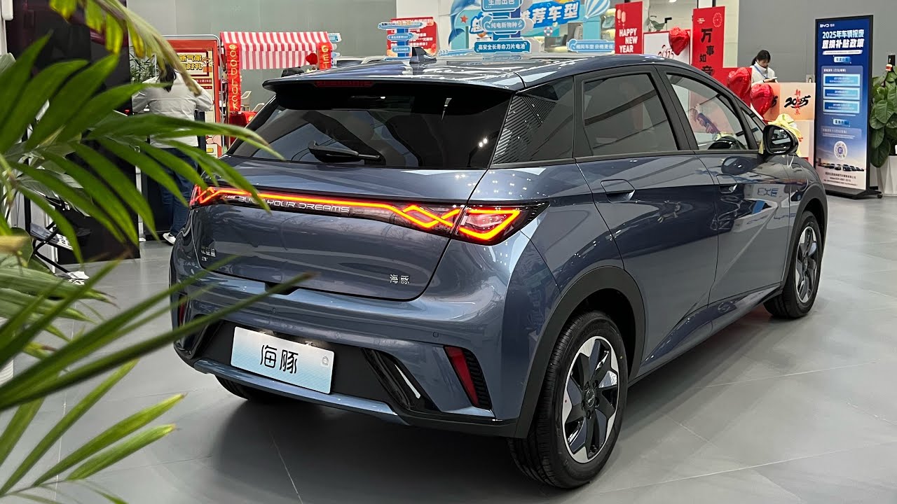 2025 BYD Dolphin EV 520km range only $14,000-19,000 walk-around | BYD | China