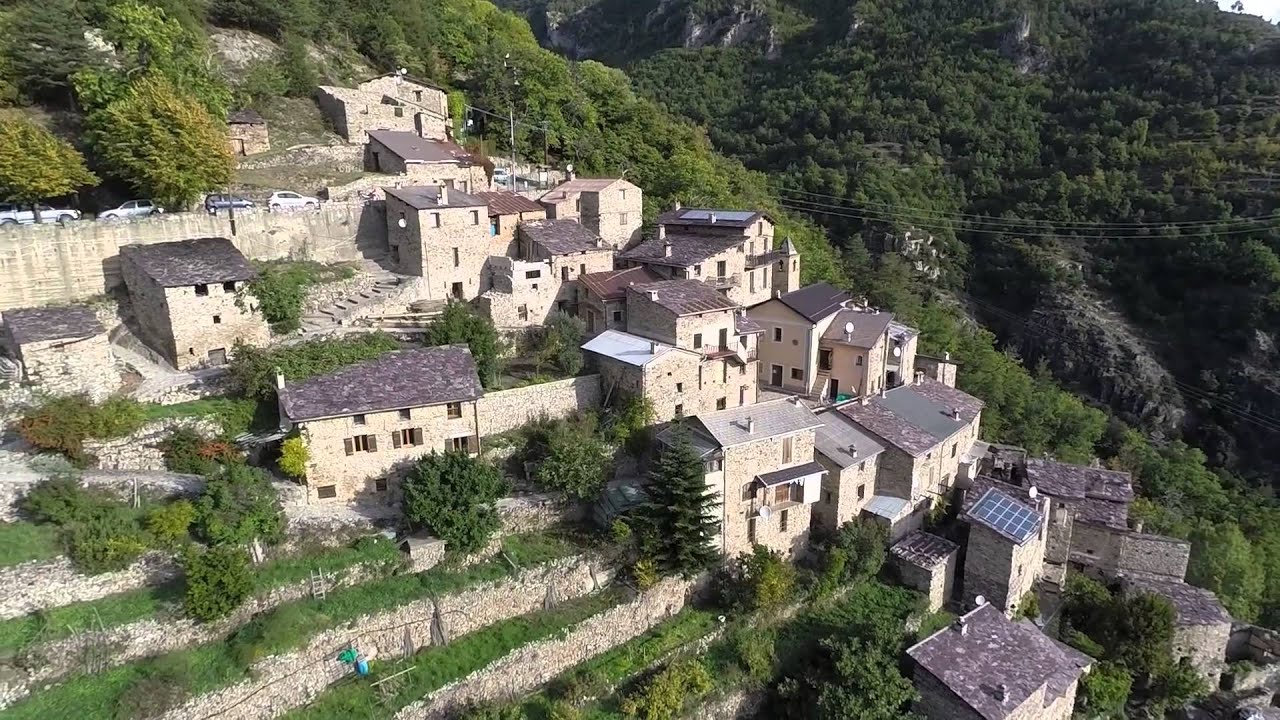 Fontan et les hameaux de Berghe dans les Alpes-Maritimes