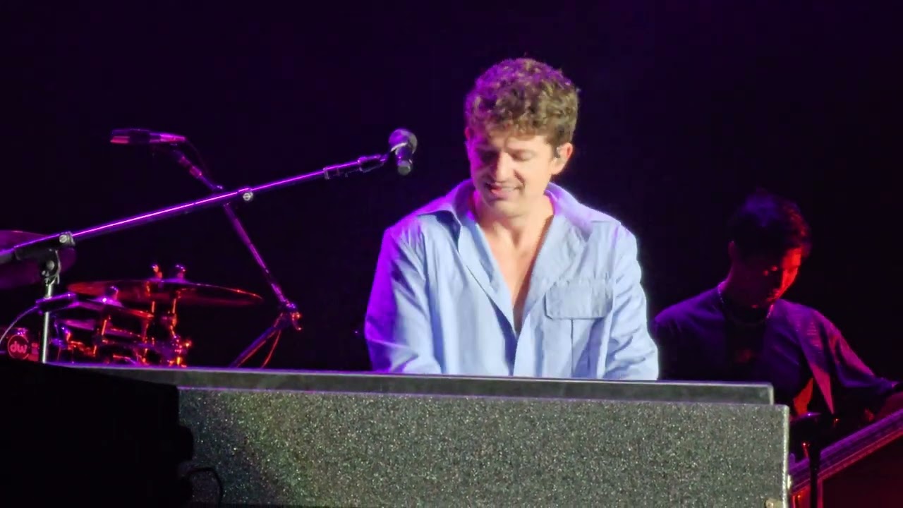 BOY - Charlie Puth (Fancam) The 