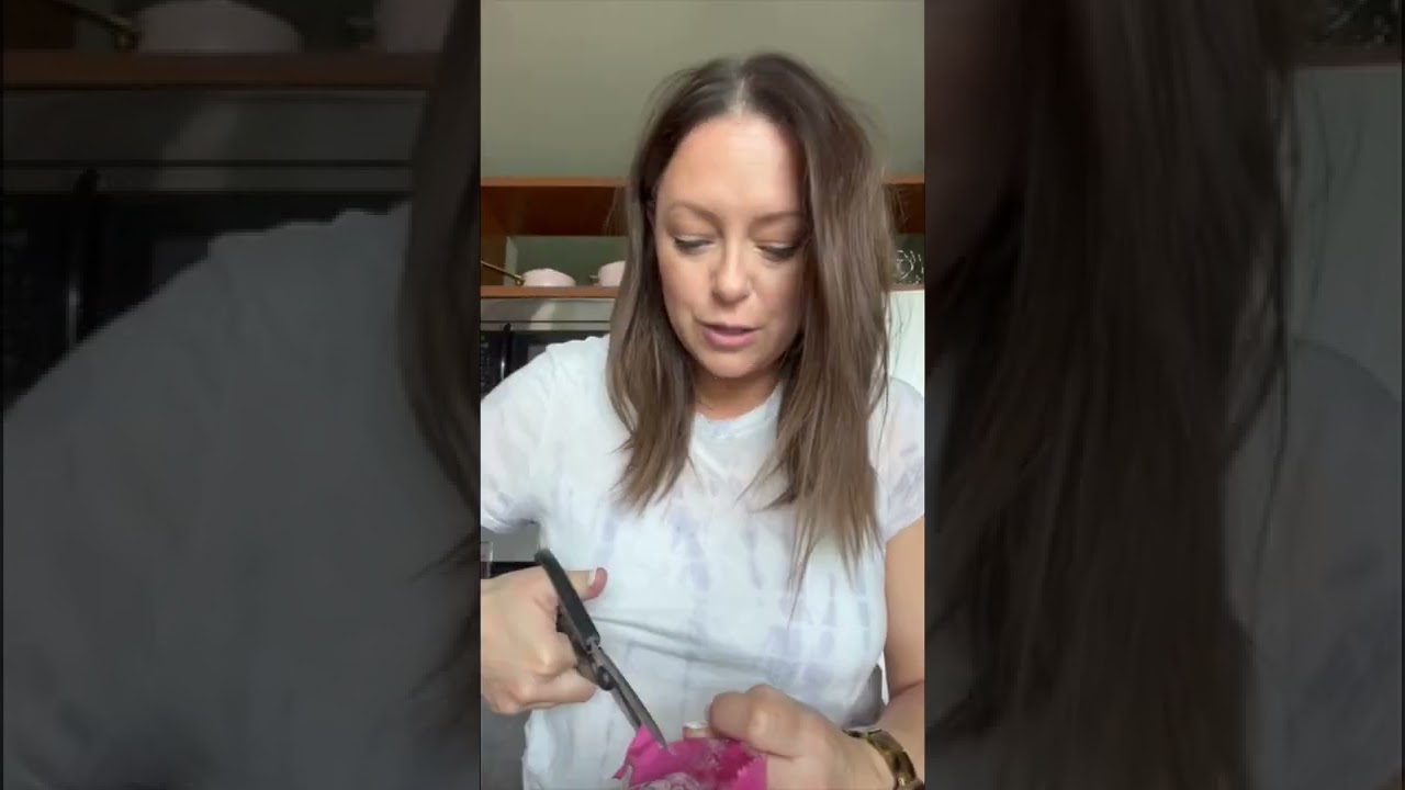 Percy Pigs: Trying UK Candy