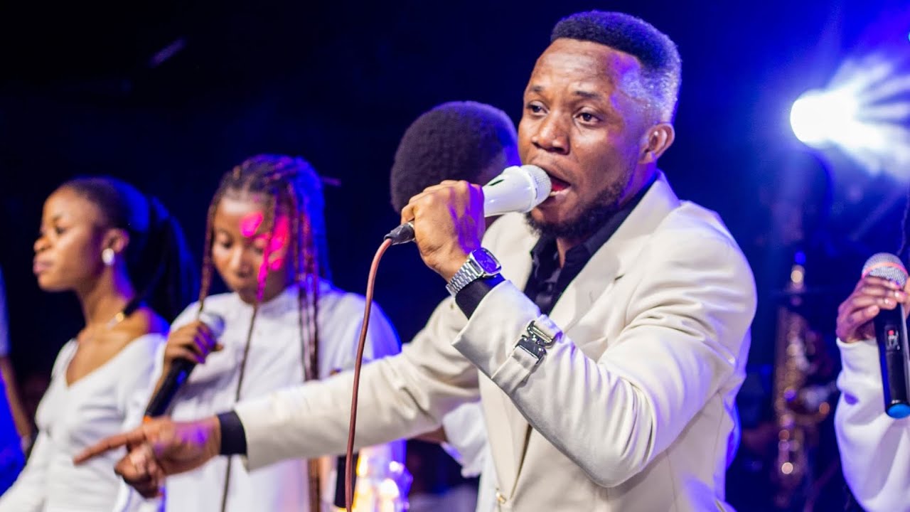 Overflowing Worship with CHRISTOPHER SIMBIYE - UTANIJIBU LEO|| Kama sio Wewe|| Damu|| Hauesabu makos