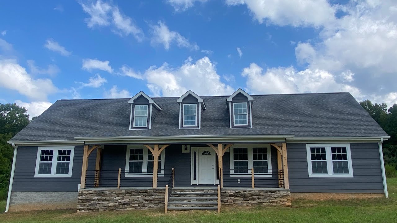 Custom modular home with upstairs and garage