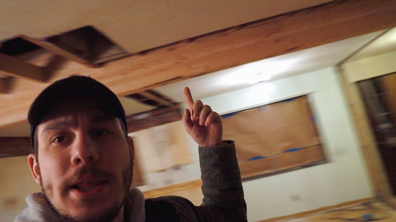 1970s DIY Home Remodel// Big Beam Install