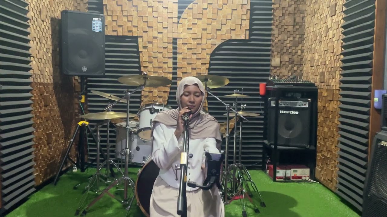 Karina Fitri  - XIIG - If U Could See Me Cryin’ in My Room | SMA Negeri 1 Klaten