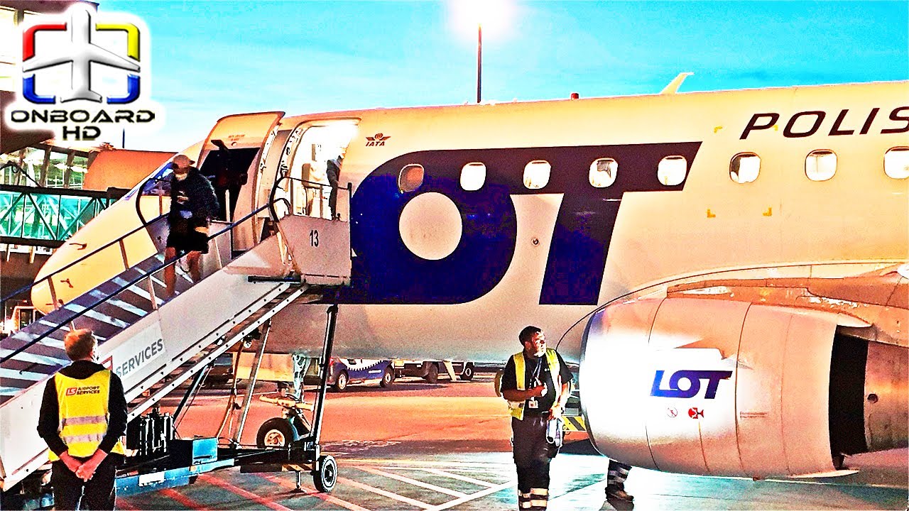 TRIP REPORT | Flying the Smallest eJet! ツ | LOT Embraer E170 | Vienna to Warsaw