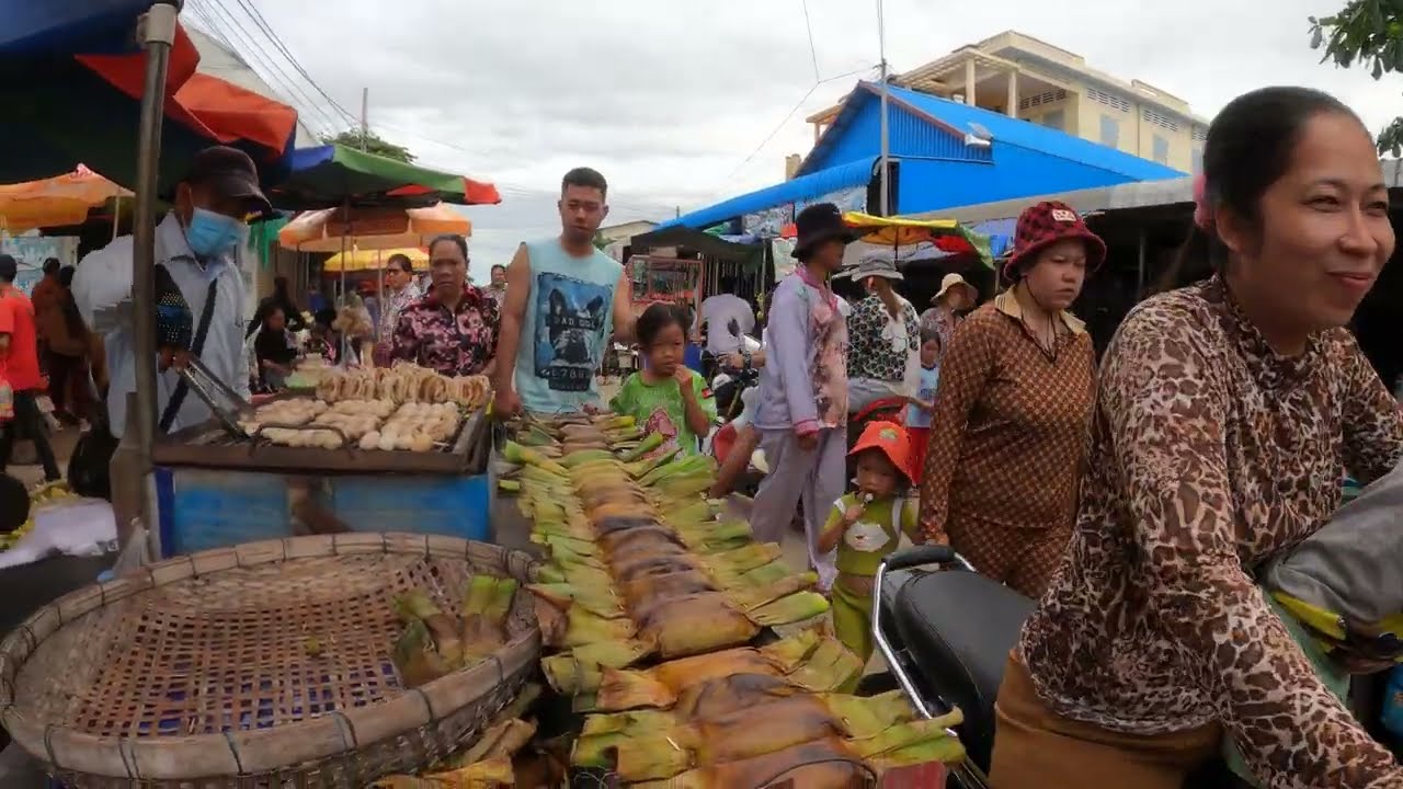 Amazing Cambodian Street Foods and Morning Market Tour 