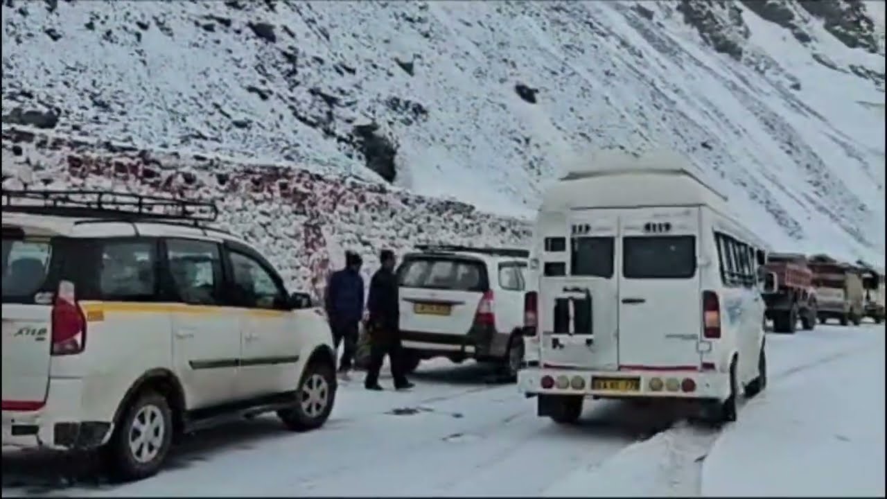 Zojila Pass Traffic Update 19 March 2026 | LMVs Allowed Sonamarg to Minamarg 🚦❄️