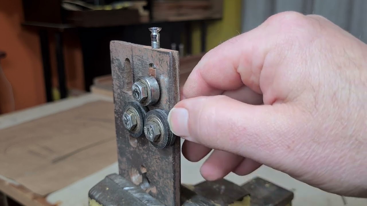 CALANDRA - Uma chapa de ferro e 3 rolamentos