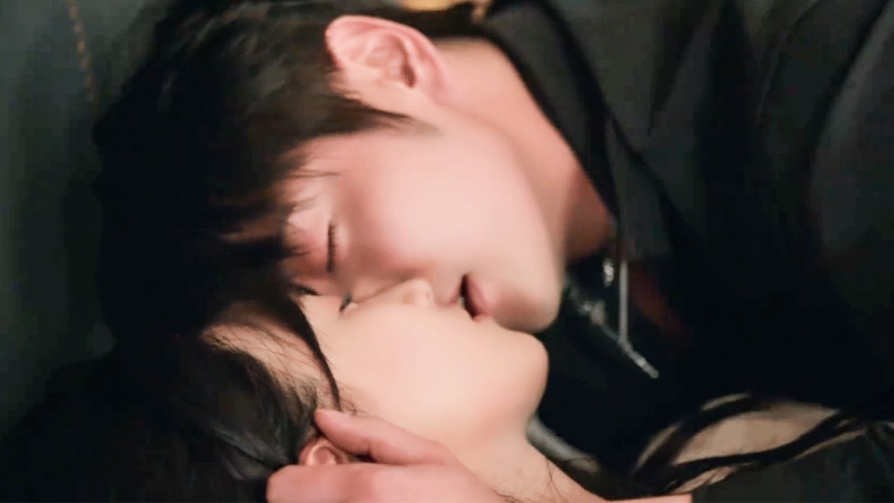 【VIP Full Newest】亲眼看见哥哥被爱人杀死，灰姑娘心灰意冷，却被丧尸霸总一个吻救回！❤️‍🔥#fangjin #方瑾
