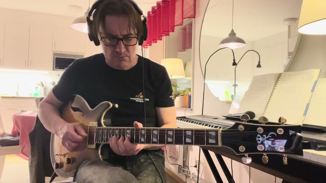 Swedish Fusion funk jazz with my Ibanez AR-520.