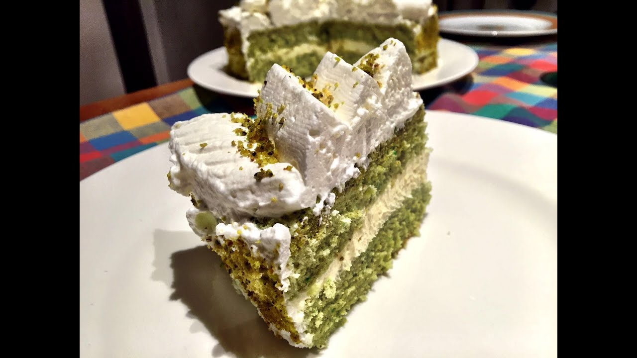 Pan di Spagna al pistacchio, ganache al cioccolato bianco e panna montata - in 12' nel microonde