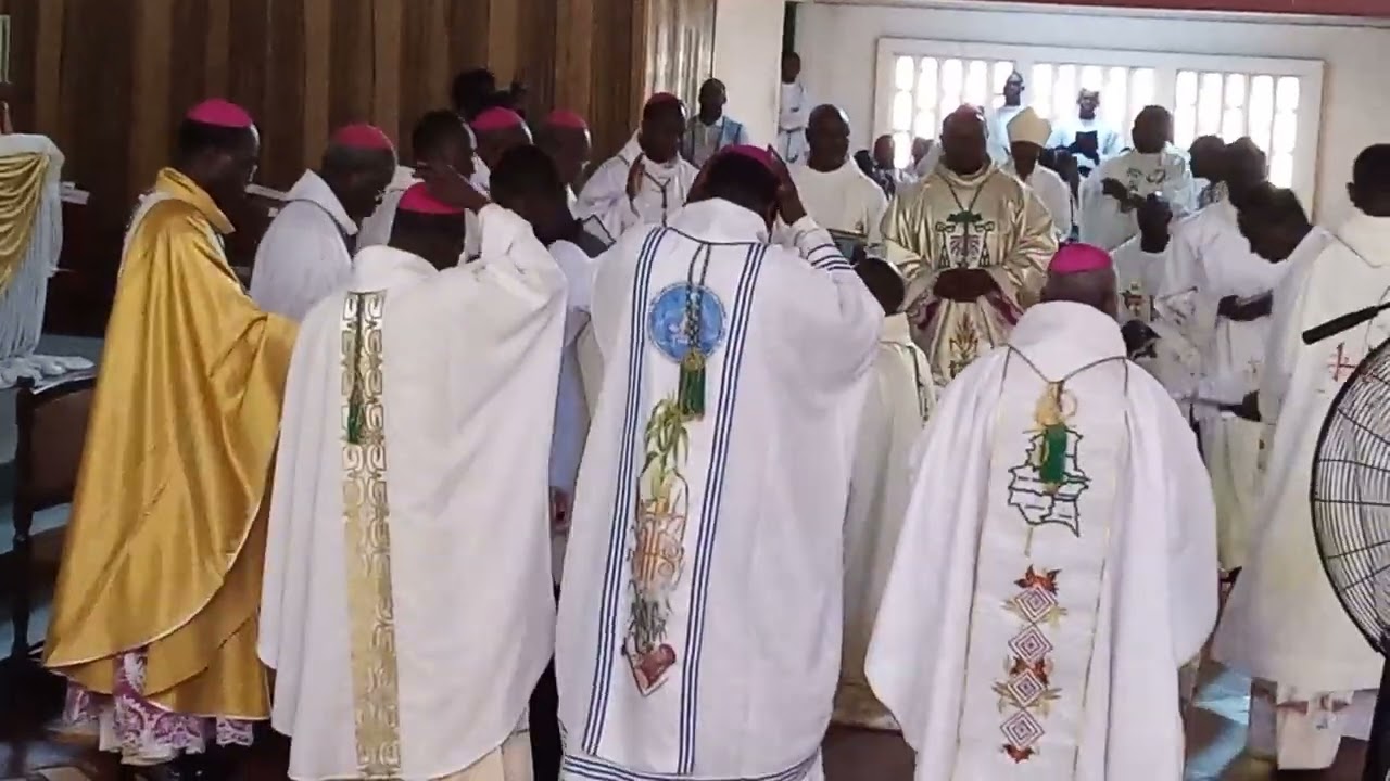 Ordination Épiscopale de Mgr Guy Mukassa Sanon évêque nommé de Nouna .Bobo 3 Mai 25