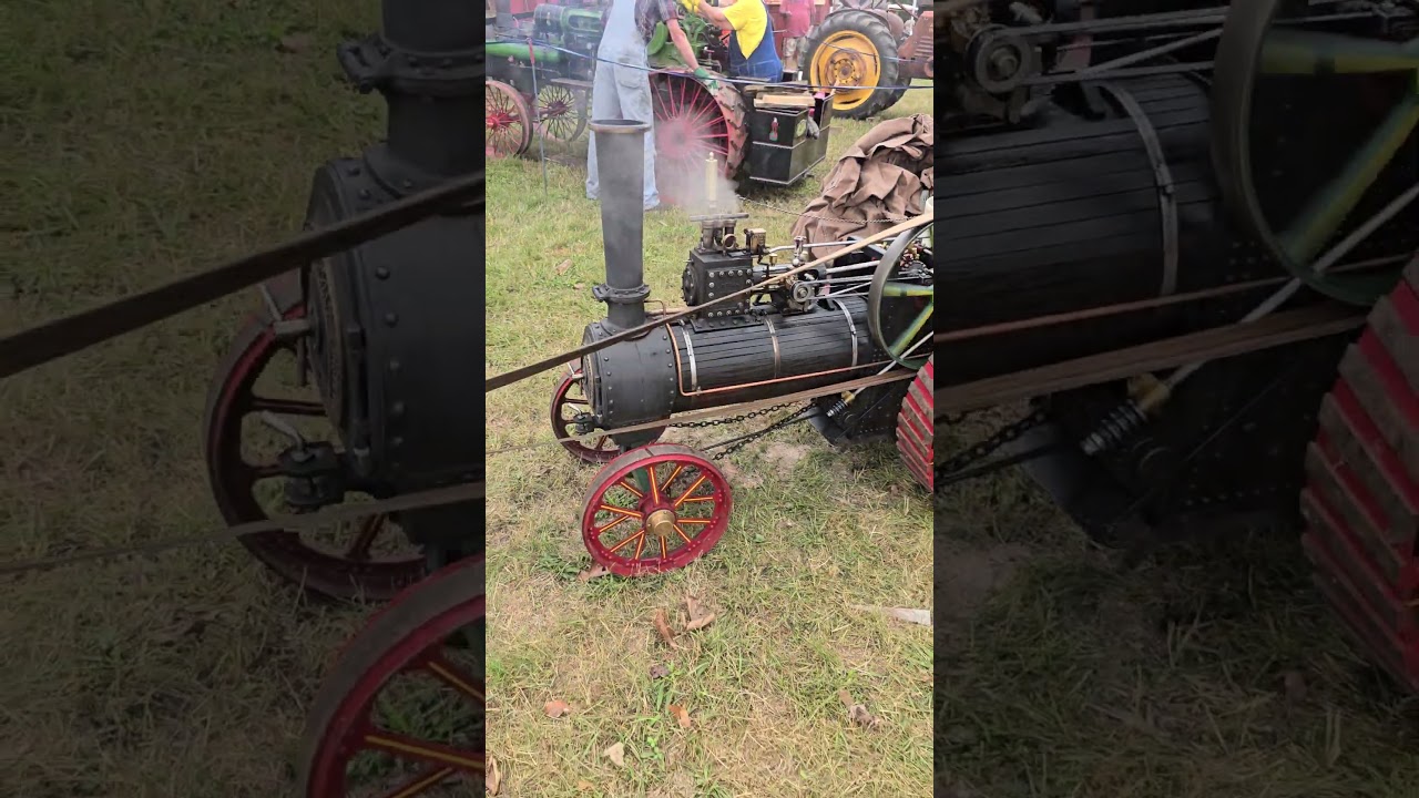 Scale William Foster Steam Traxtion Engine @ Badger Steam & Gas