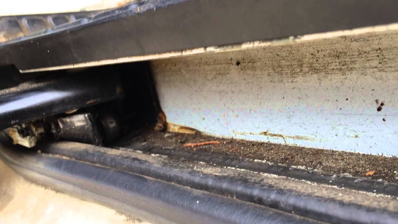 How To Fix A Stuck Sliding Van Door