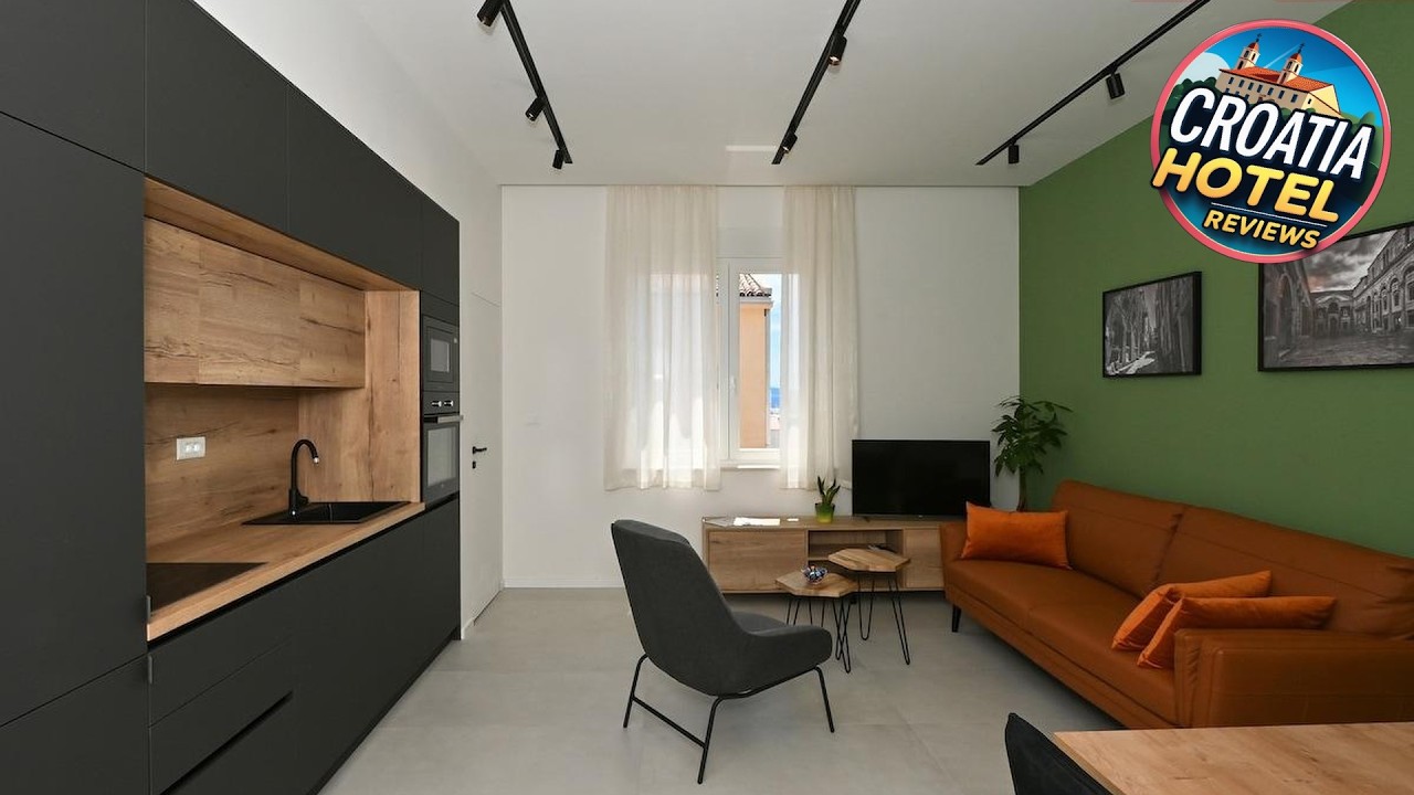 Steps from Palace & Riva - Old Town Pine | Split, Croatia | Hotel Review ⭐