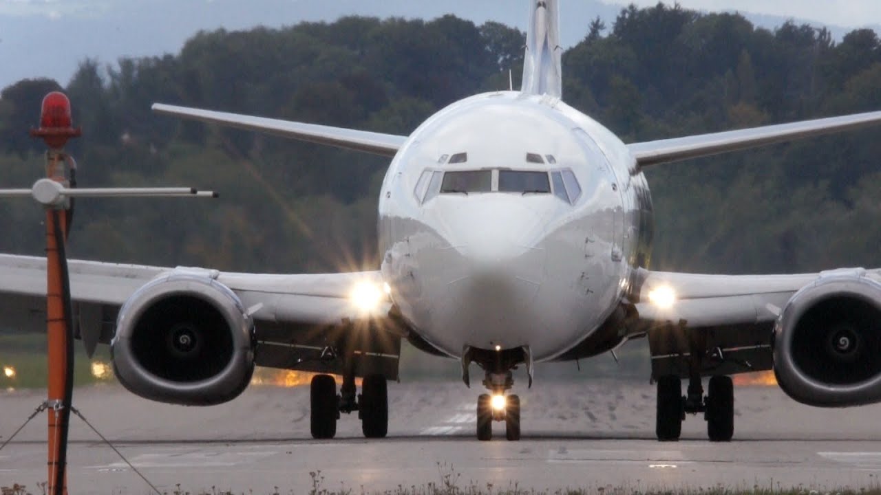 Boeing 737-300 Titan Airways Landing & Take Off at Airport Bern-Belp - Liverpool FC aboard