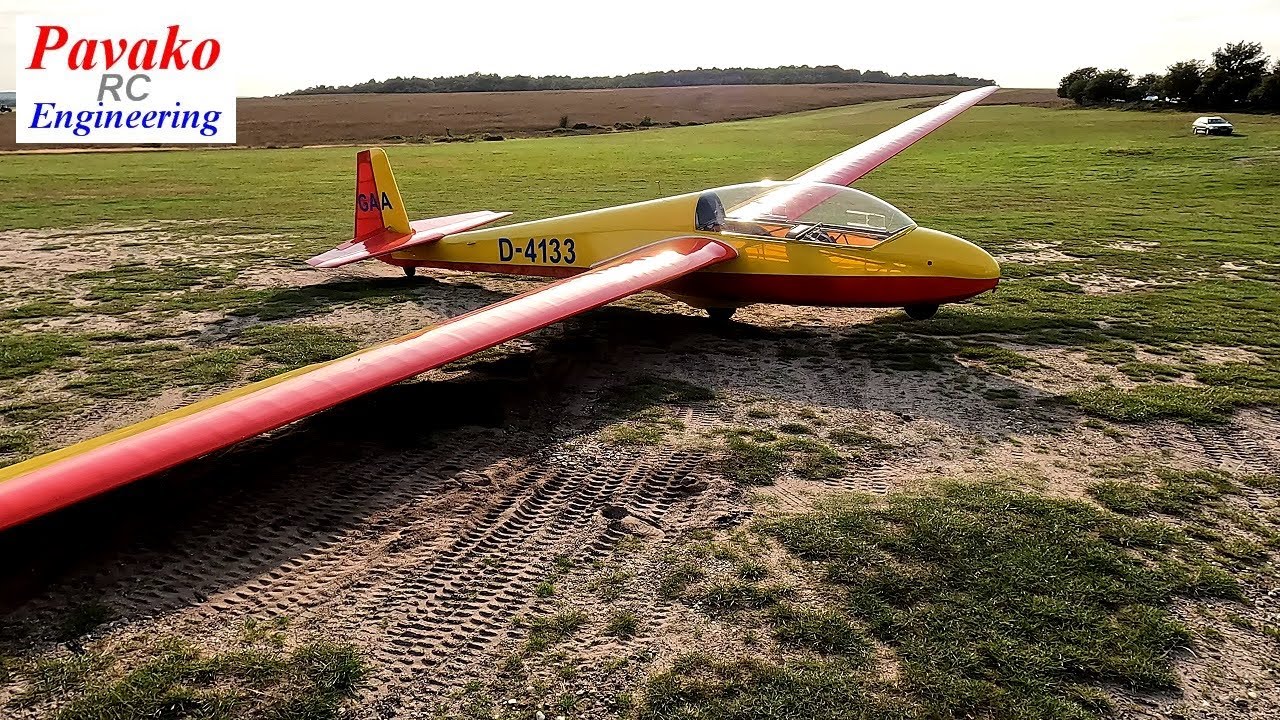 Schleicher ASK 13 fly over