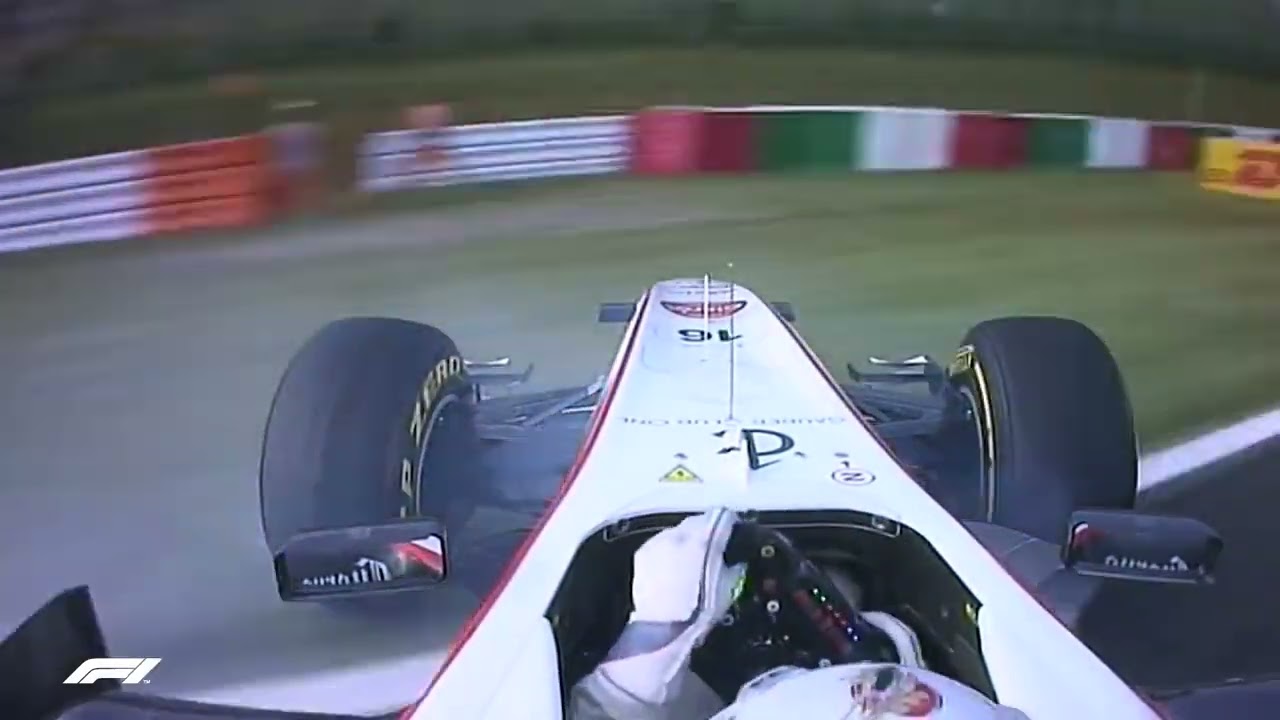 Kamui Kobayashi's save at 130r || Japan 2011