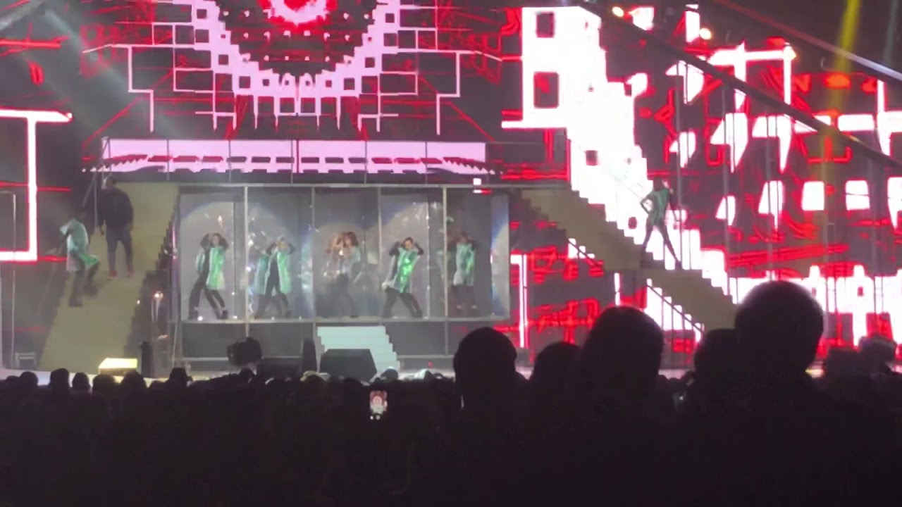 #AJL32 Stacy - Aku Stacy | Bosan | Pakai Buang (FanCam)